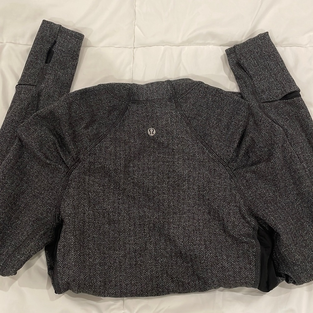 Lululemon long sleeve